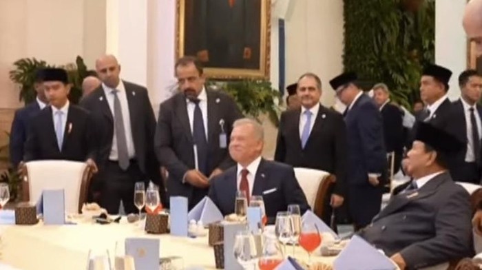 Momen Prabowo-Gibran-Raja Yordania Semeja di Istana: Kepentingan Diplomasi atau Konspirasi Internasional?