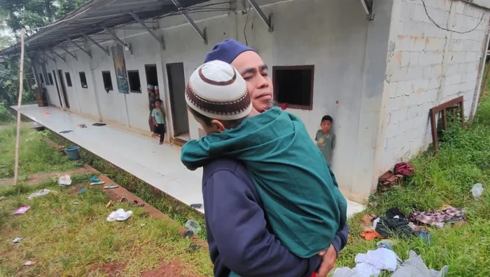 Kisah Viral: Polsek Parung Bogor Selamatkan Anak Hilang, Reuni Emosional Terjadi