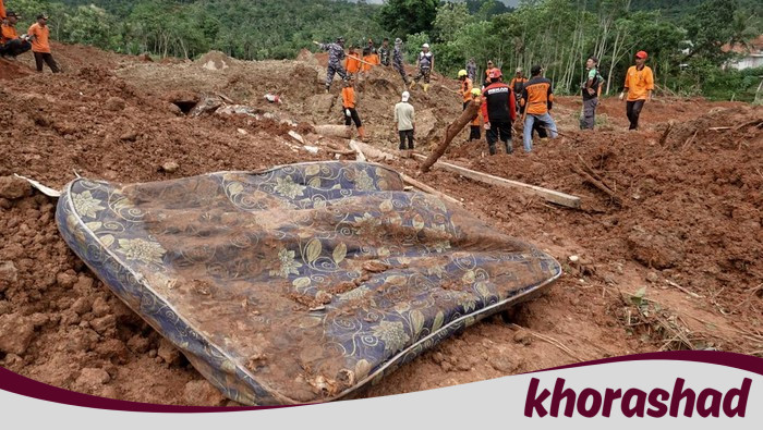 **9 Anjing Pelacak Tim SAR Luncurkan Operasi Cari Korban Longsor Cilacap, Pertaruhan Waktu dan Nyawa!**