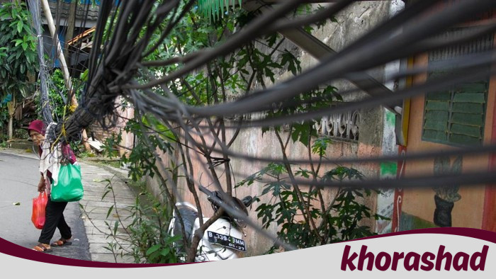 Bina Marga Ungkap Kendala Pembenahan Kabel Menjuntai di Jaksel, Warga Tetap Tunggu Solusi Efektif