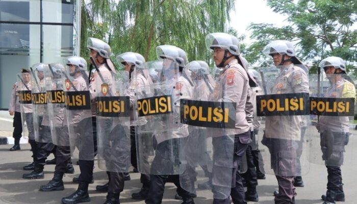 “Revolusi Pelayanan: Dalmas Polrestro Tangerang Latih Personel Lebih Humanis dalam Dukung Jaga Jakarta+”