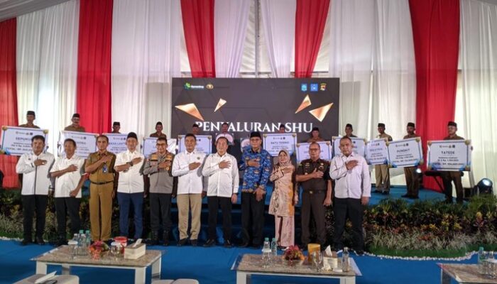 Kapolda NTB Distribusikan SHU Koperasi Tambang Salonong, 3.403 Warga Sumbawa Bersorak Kebahagiaan!