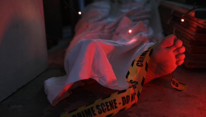 “Geger Pembunuhan di Condet: Meninggalnya Seorang Orang Ditikam di Leher”