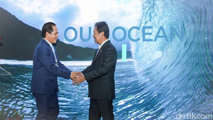 RI Menyelamatkan Bumi dengan Karbon Biru, Ungkap Menteri LH