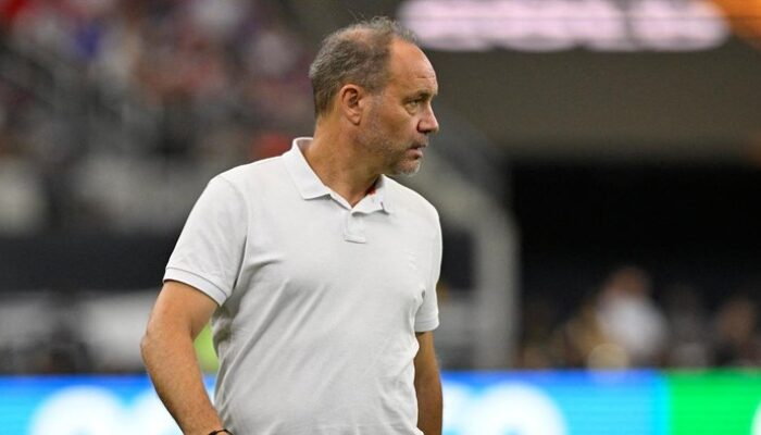 “Pelatih Timnas Haiti yang Meretas Sukses Tanpa Langkah ke Haiti: Kisah Unik yang Membuat Dunia Berdecak Kepada”