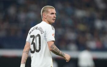 “Mastantuono: Saat Ini Yamal Lebih Baik, tapi Apakah Ini Tanda Penurunan Kualitas?”