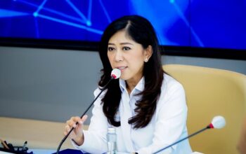 “Medsos Jadi Senjata Baru Terorisme, Ratusan Anak Terpapar, Menkomdigi Ingatkan Ortu!”