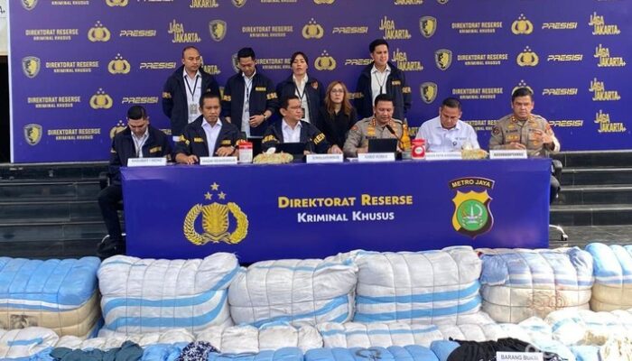 Penyelundupan Pakaian Bekas Dibongkar, Aksi Polda Metro dan Instruksi Prabowo Jadi Perhatian!