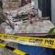 **5 Fakta Tembok Sekolah di Palmerah Roboh, Timpa Motor hingga Tutup Akses Warga**