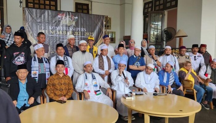 Habib Rizieq Konfirmasi Hadir di Reuni 212 Monas 2 Desember, Ribuan Peserta Siap Bergabung!