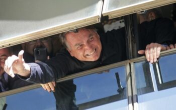 Eks Presiden Brasil Terjerat Dalih Penasaran, Rusak Gelang Tahanan Rumah dalam Kontroversi Besar!