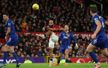 MU dalam Titik Nihil, Amorim Frustrasi Banget Lihat Timnya Bingung Lawan 10 Orang!