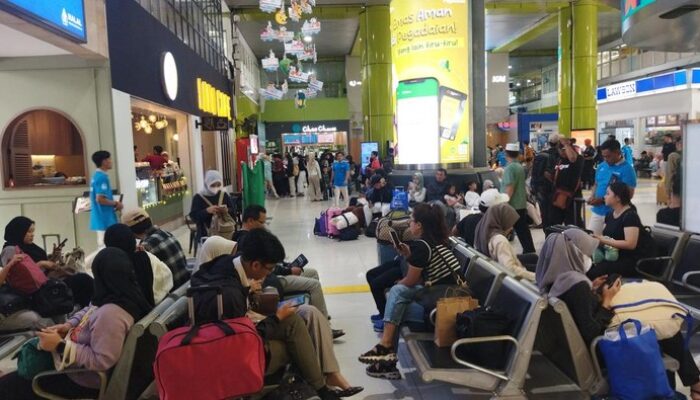 “Kereta Tambahan Desember 2025, Jadwal Keberangkatan Ditambah, Liburan Anda Lebih Nyaman!”