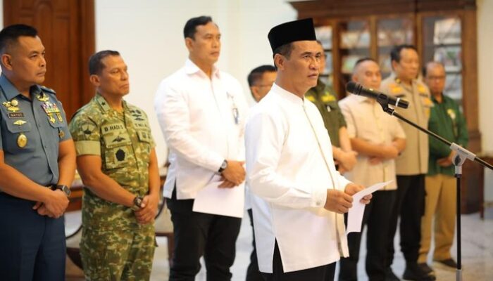 Mentan Amran: Beras Ilegal Ditindak Sebelum Bersandar di Batam – Update 2