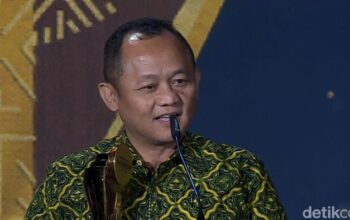 Sarmuji Jadikan detikcom Awards sebagai Motivasi Bekerja Lebih Baik – Update 2