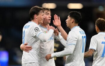 “Napoli Vs Qarabag: Scott McTominay Dkk Sukses Runtuhkan Pertahanan, Kemenangan Telak 2-0!”