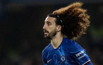 “Chelsea Vs Barcelona: Cucurella On Fire, Rooney Pujian Tanpa Syarat!”