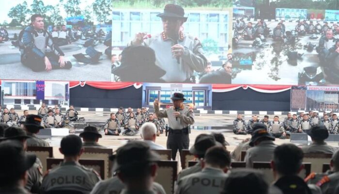 “Polri Tengah Susun Perkap Baru, Wakapolri Ungkap Strategi Penanganan Unjuk Rasa yang Lebih Tegas”