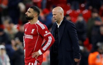 Liverpool Kok Jadi Begini, Arne Slot? Kekalahan Ketiga Beruntun Menandai Musim yang Sulit.