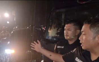 “Bencana Longsor Menerjang, Jalinsum Tarutung-Sipirok Lumpuh, Transportasi Terhambat!”