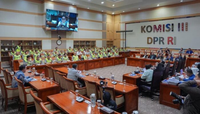 Korlantas Jadi Balantas: Komisi III DPR Ungkap Urgensi Pimpinan Pati Bintang 3, Tren Baru di Dunia Perkejahatan