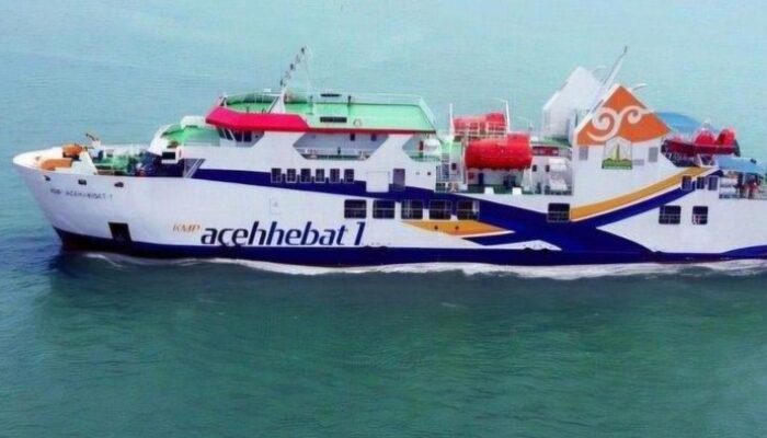 Dalam Cuaca Ekstrem Sumatera, ASDP Imbau Pemilik Jasa: Prioritaskan Keselamatan atau Risiko Kecelakaan?