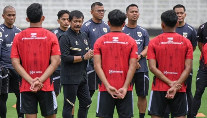 “Striker Vietnam Jelang SEA Games 2025: Indonesia Tangguh, Tantangan Berat!”