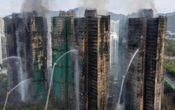 **Kebakaran Maut di Hong Kong: 75 Orang Tewas, 76 Lainnya Terluka**