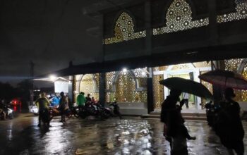 Banjir Parah di Padang, Warga: Sejak 20 Tahun Baru Ini Air Masuk ke Rumah – Update 2