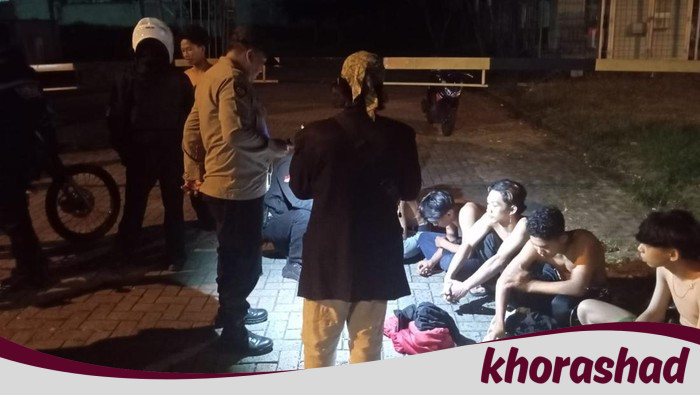 **Dua Celurit dan 8 Orang Diduga Tawuran Ditangkap di Bogor, Polisi Ringkus!**