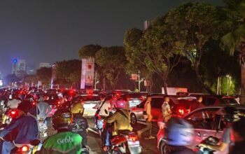 Perayaan Natal Tiberias di GBK, Lalin Senayan Terkunci dalam Macet