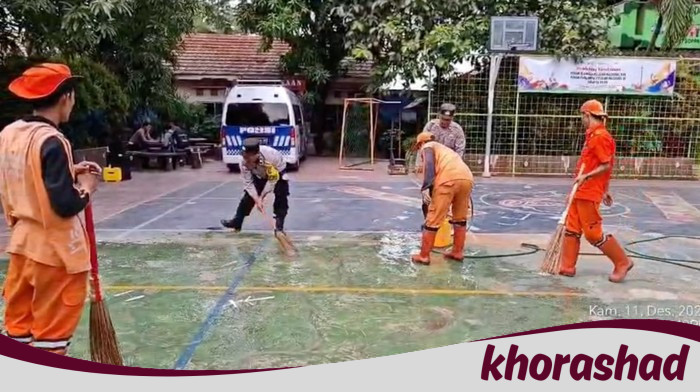 Tragedi SD Cilincing: Polisi Bersihkan Sisa Kecelakaan Mobil, Police Line Dibuka!