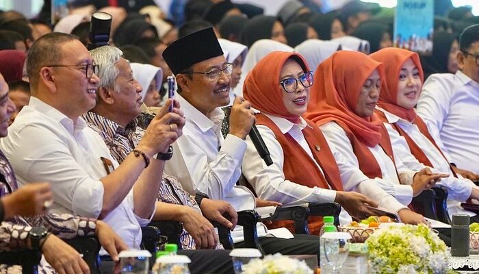 Siswa Sekolah Rakyat Berbagi Empati melalui 3 Bahasa untuk Korban Bencana Sumatera