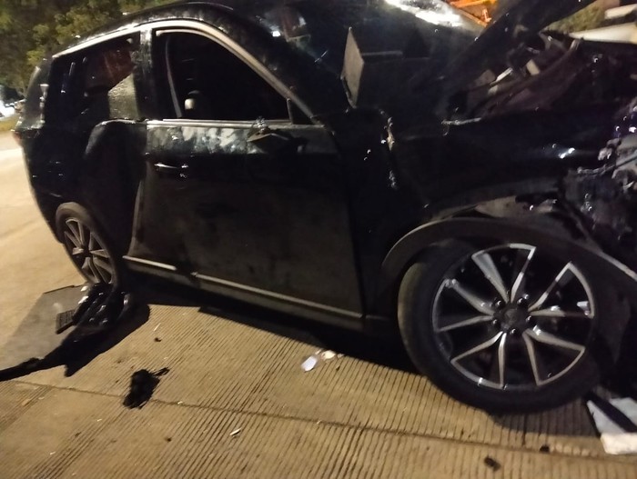 Massa Amuk, Sopir 'Maut' Tak Bernasib Setelah Tabrak Lari Terserempet KA