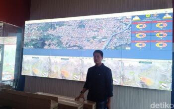 Kamera Cerdas Monitor Petugas Damkar Bogor dalam Penanggulangan Api